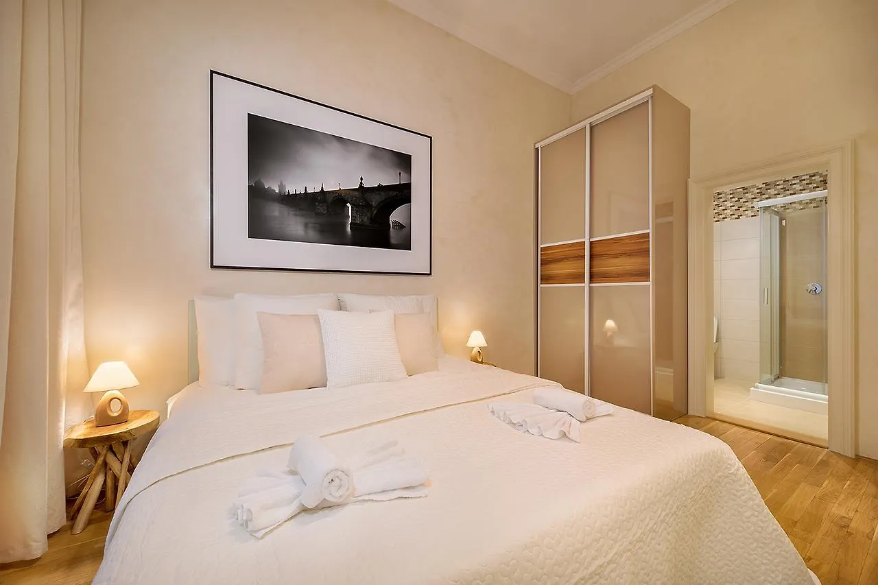Prague Days - Luxurious Apartments Lesser Town 0*,  チェコ