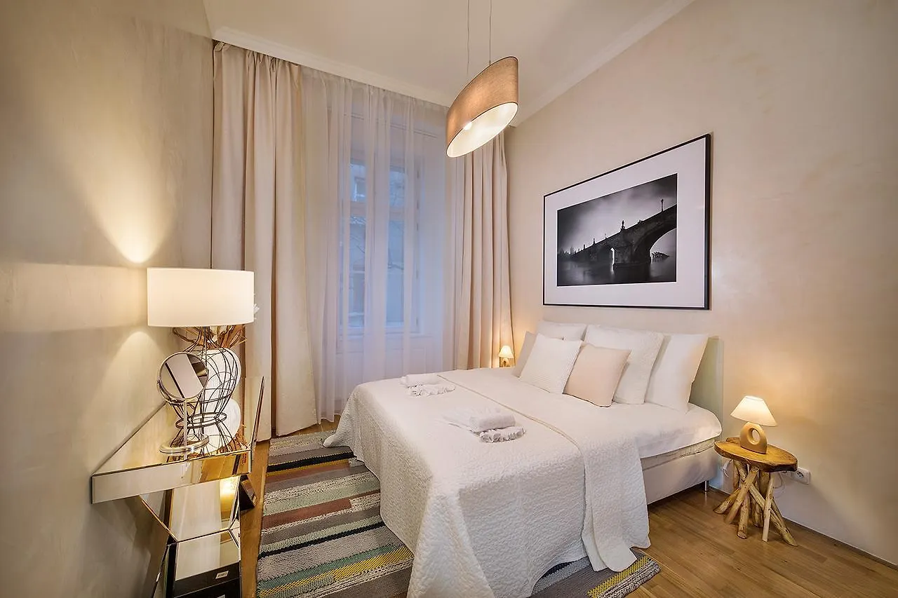 Prague Days - Luxurious Apartments Lesser Town