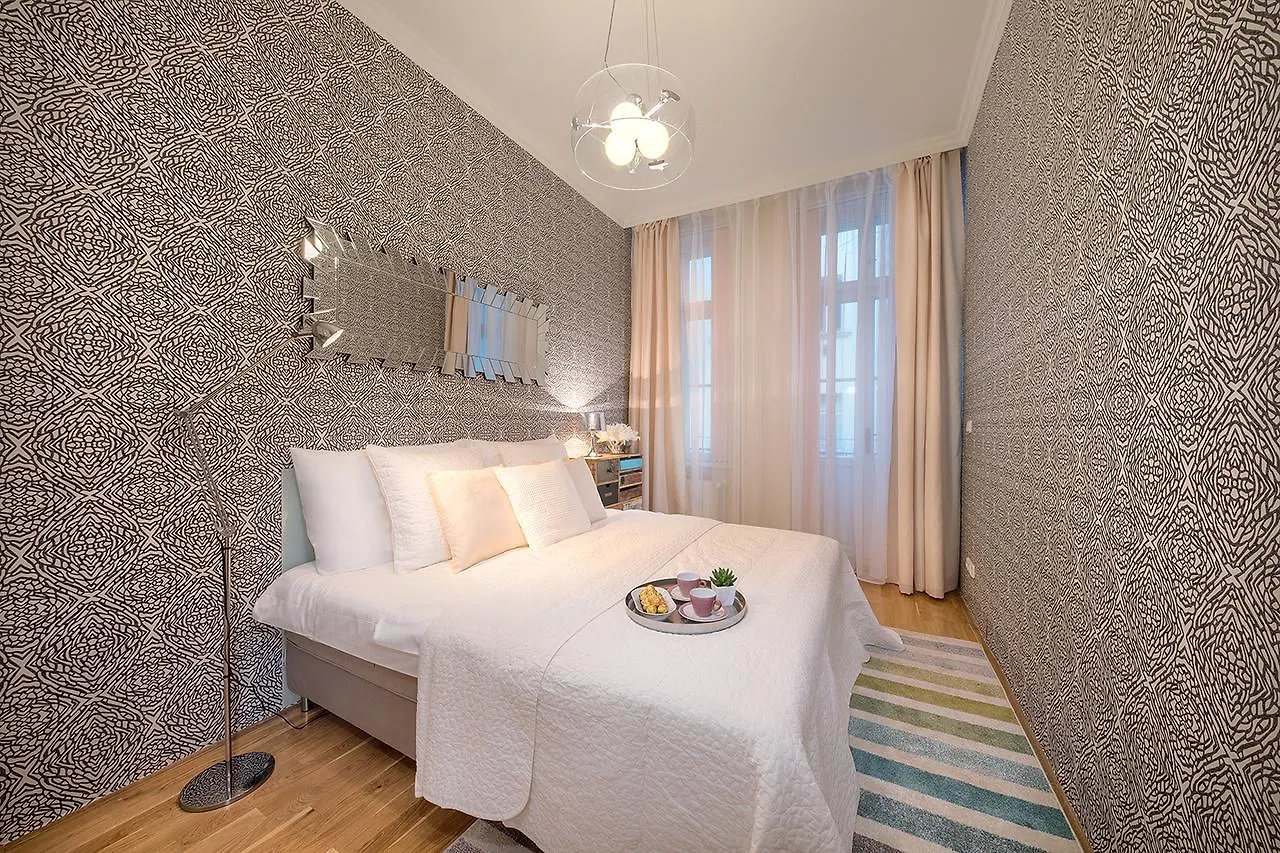 Prague Days - Luxurious Apartments Lesser Town